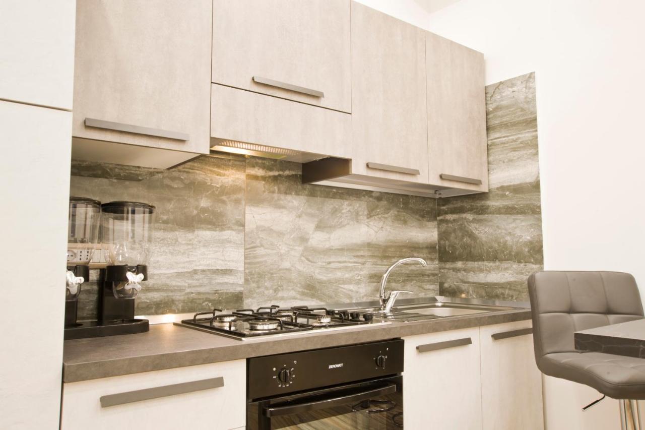 Suite Napoli Sotterranea Con Vasca Idromassaggio Extérieur photo