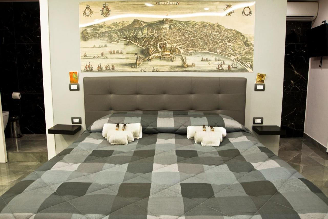 Suite Napoli Sotterranea Con Vasca Idromassaggio Extérieur photo