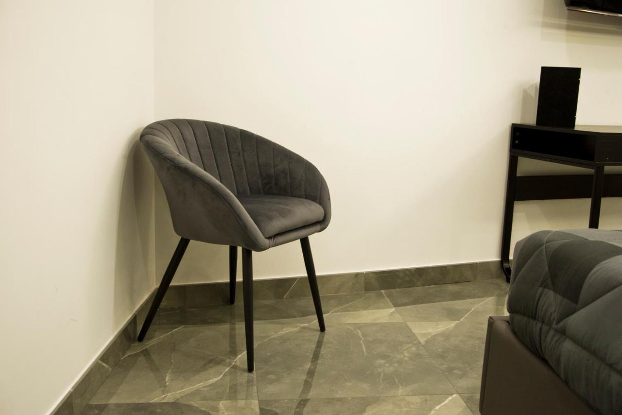 Suite Napoli Sotterranea Con Vasca Idromassaggio Extérieur photo